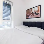 Luxury Apartment With Spa Bath- City Centre, Free Parking