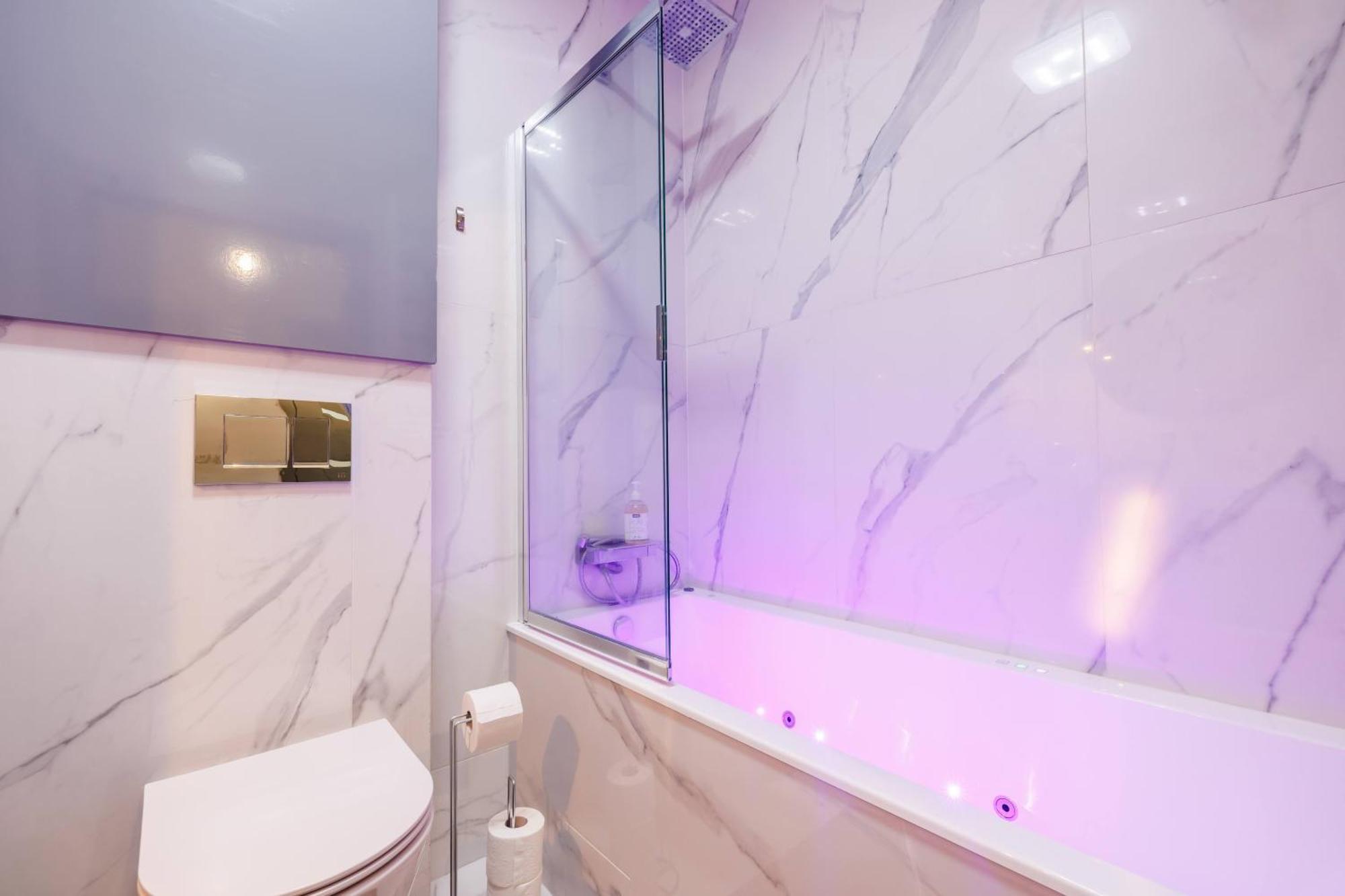 Luxury With Bath- Centre, Free Parking * Rzeszow