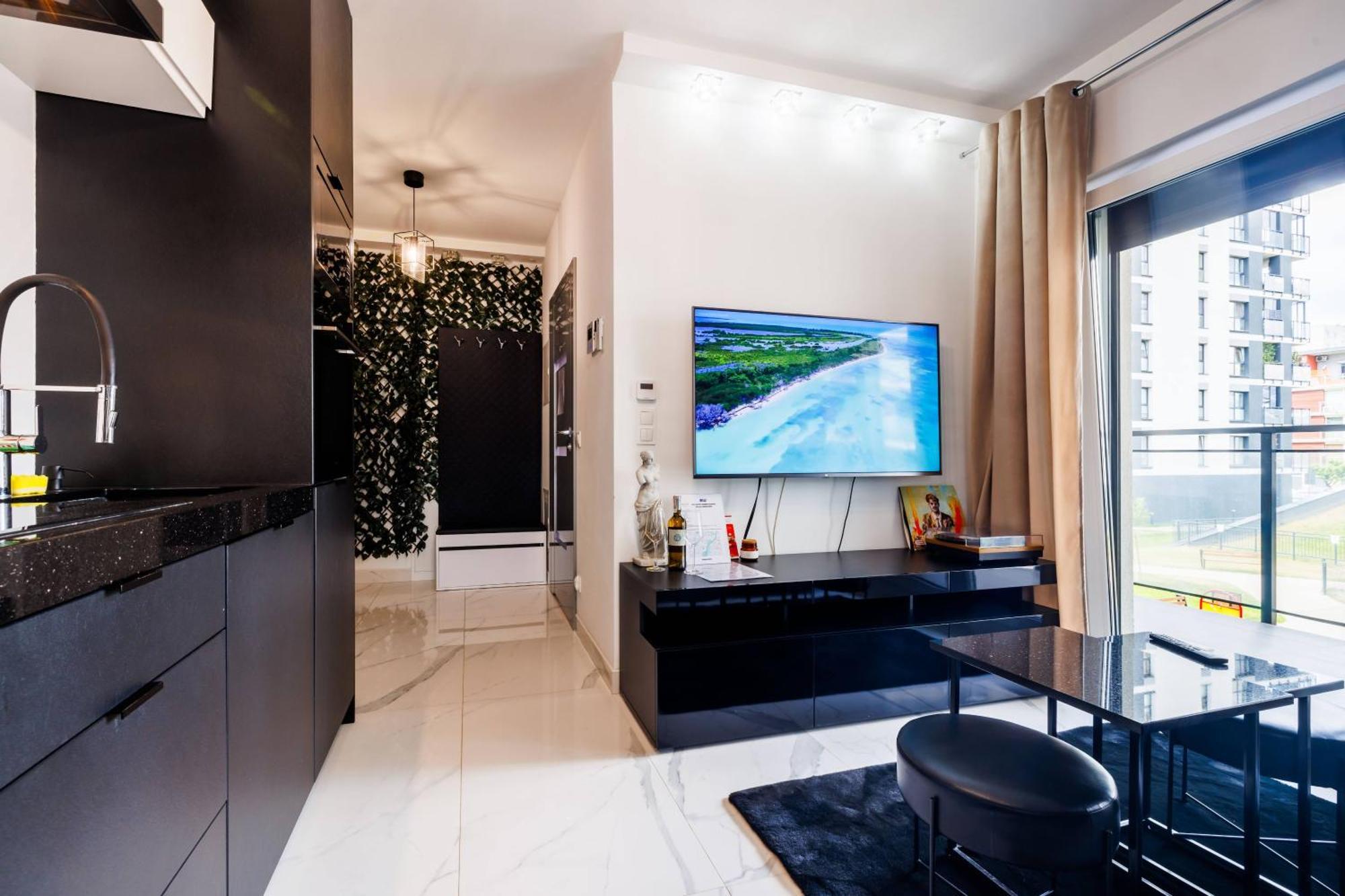 Apartment Luxury With Bath- Centre, Free Parking *